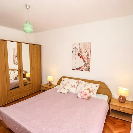 Apartman Mila *