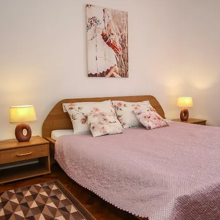 Apartment Apartman Mila Porec